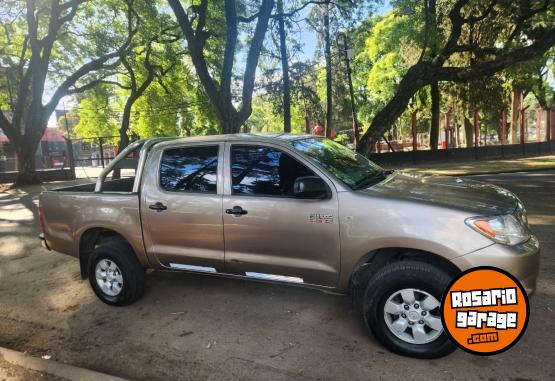 Camionetas - Toyota Hilux 2006 Diesel 550000Km - En Venta