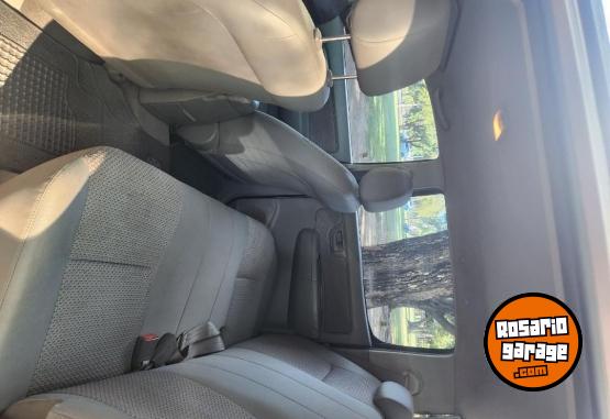 Camionetas - Toyota Hilux 2006 Diesel 550000Km - En Venta