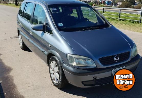 Autos - Chevrolet Zafira gl 8 v 2001 GNC 390Km - En Venta