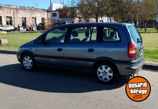 Autos - Chevrolet Zafira gl 8 v 2001 GNC 390Km - En Venta