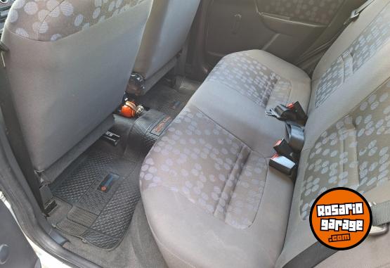 Autos - Suzuki Fun gol ka celta clio 2009 GNC 160000Km - En Venta