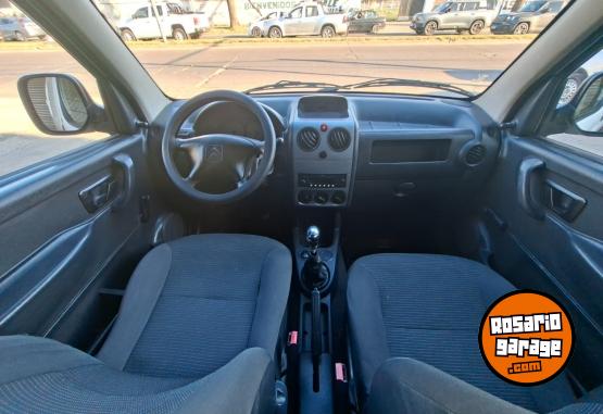 Utilitarios - Citroen Berlingo partner kangoo 2011 Diesel 270000Km - En Venta