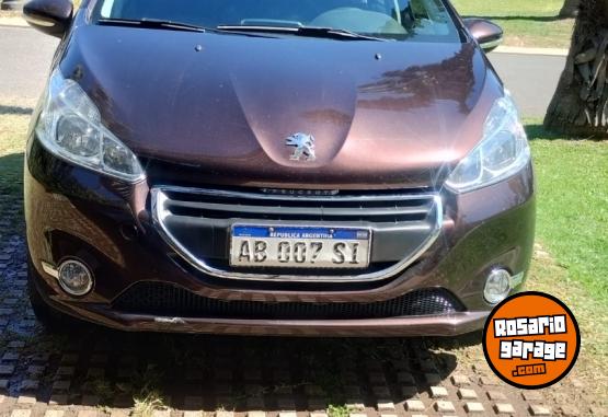 Autos - Peugeot 208 2016 Nafta 81000Km - En Venta