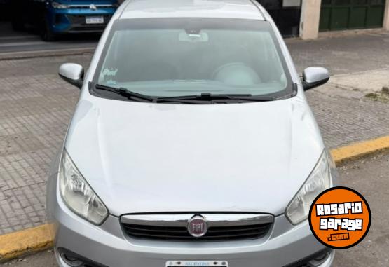 Autos - Fiat Grand Siena Essence 1.6 2014 Nafta 167000Km - En Venta