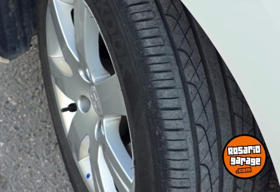 Autos - Peugeot 408 allure 2021 Diesel 106000Km - En Venta