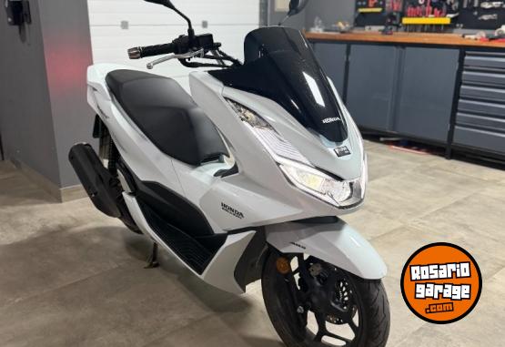 Motos - Honda Pcx 160 2025 Nafta 3000Km - En Venta