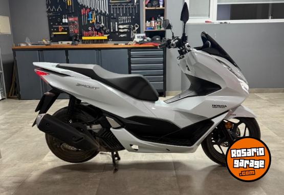 Motos - Honda Pcx 160 2025 Nafta 3000Km - En Venta