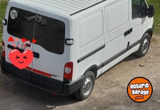 Camionetas - Renault Furgon corta full 2011 Diesel 280000Km - En Venta