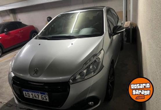 Autos - Peugeot 208 GT. A�O 2018 2018 Nafta 47000Km - En Venta