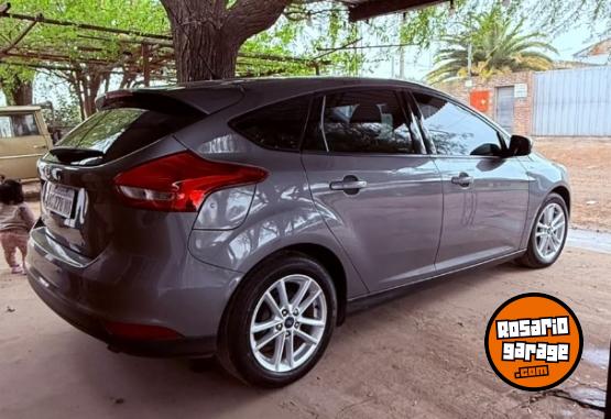 Autos - Ford Focus 1.6 manual 2018 Nafta 96000Km - En Venta