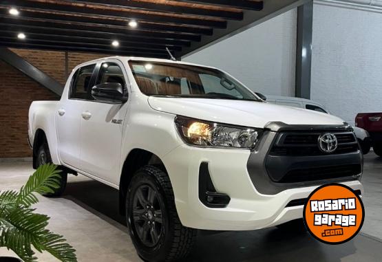 Camionetas - Toyota Hilux sr 2026 Diesel 111Km - En Venta