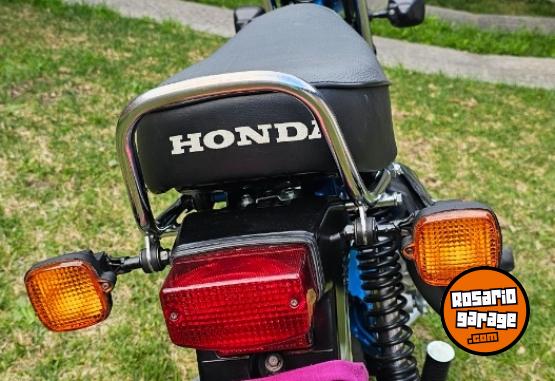 Motos - Honda DAX (ST70) 1994 Nafta 67000Km - En Venta