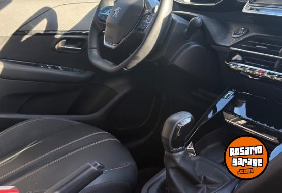 Autos - Peugeot 208 2023 Nafta 11600Km - En Venta