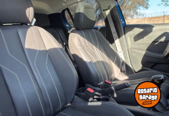 Autos - Peugeot 208 2023 Nafta 11600Km - En Venta
