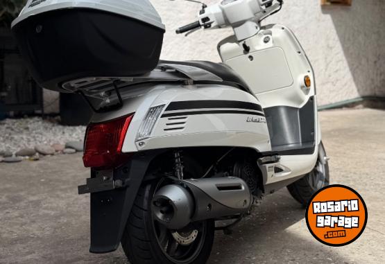 Motos - Kymco Like 2022 Nafta 9000Km - En Venta