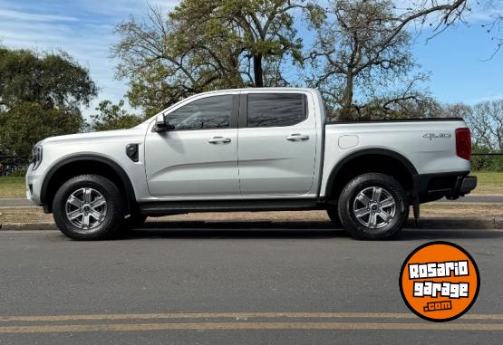 Camionetas - Ford Ranger 2025 Diesel 16000Km - En Venta
