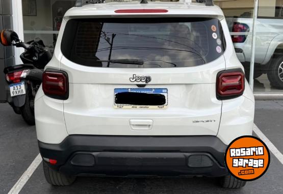 Camionetas - Jeep Renegade sport 2023 Nafta 50000Km - En Venta