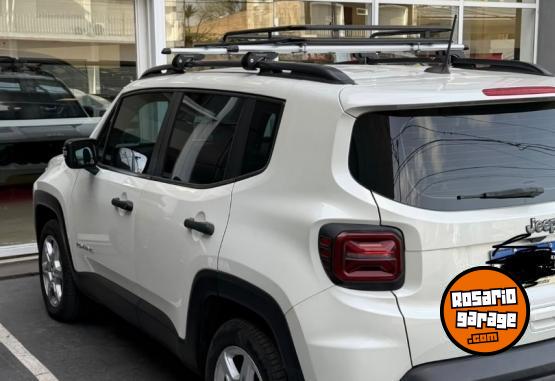 Camionetas - Jeep Renegade sport 2023 Nafta 50000Km - En Venta