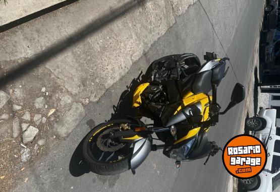 Motos - Bajaj Rouser 200 2017 Nafta 35000Km - En Venta