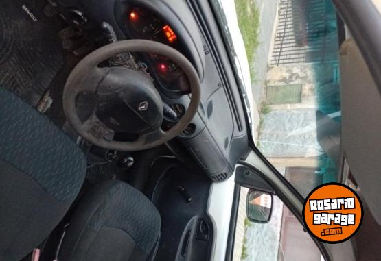 Utilitarios - Renault Kangoo furgon 2014 GNC 290000Km - En Venta