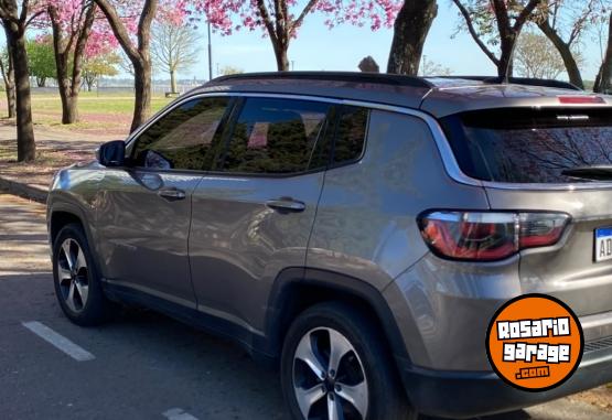 Camionetas - Jeep Compass longitude 2019 Nafta 94000Km - En Venta