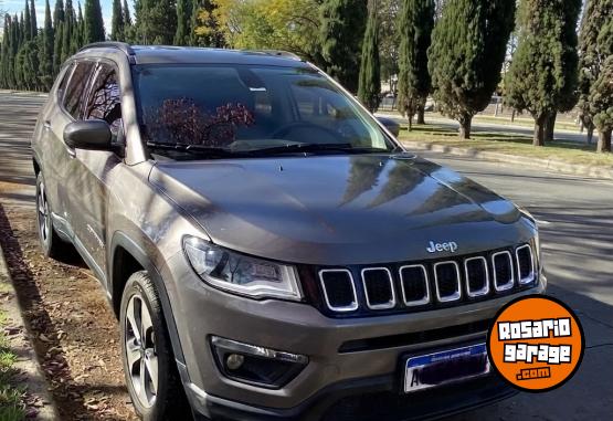 Camionetas - Jeep Compass longitude 2019 Nafta 94000Km - En Venta