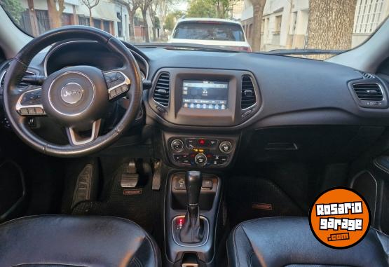 Camionetas - Jeep Compass longitude 2019 Nafta 94000Km - En Venta