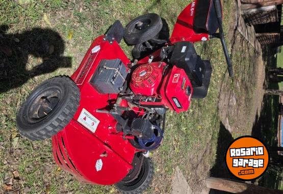 Herramientas - Tractor cortacesped desmalezadora - En Venta