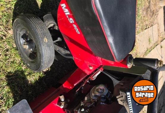 Herramientas - Tractor cortacesped desmalezadora - En Venta