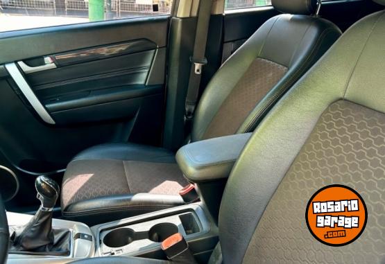 Camionetas - Chevrolet Captiva 2.4 LT 7A 4x4 2016 Nafta 130000Km - En Venta
