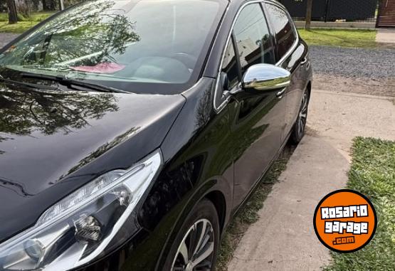 Autos - Peugeot 208 ALLURE PLUS 2018 Diesel 77000Km - En Venta