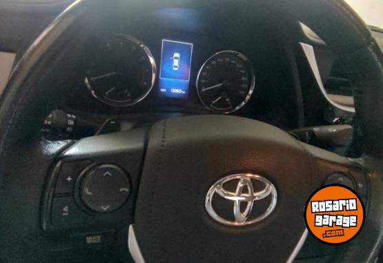 Autos - Toyota Corolla Xei pack 2017 Nafta 130000Km - En Venta