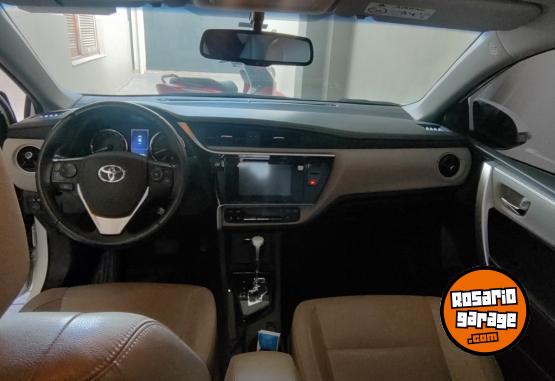 Autos - Toyota Corolla Xei pack 2017 Nafta 130000Km - En Venta