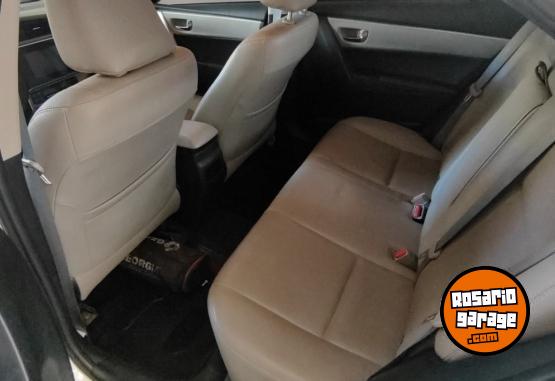 Autos - Toyota Corolla Xei pack 2017 Nafta 130000Km - En Venta