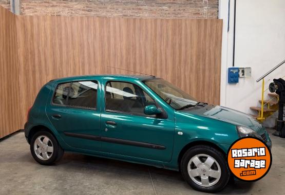 Autos - Renault Clio 2004 Nafta 200000Km - En Venta