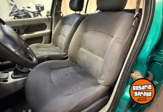 Autos - Renault Clio 2004 Nafta 200000Km - En Venta
