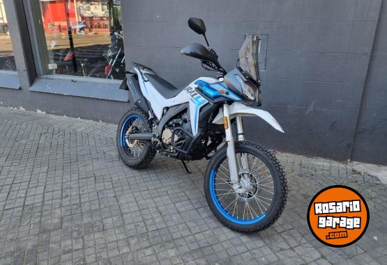 Motos - Voge 300 RALLY 2025 Nafta 5570Km - En Venta