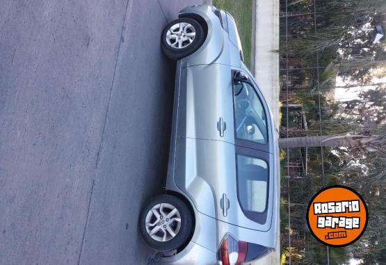 Autos - Fiat Mobi 2017 Nafta 83000Km - En Venta