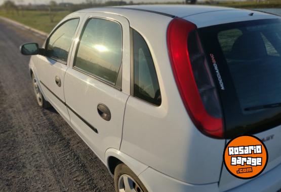 Autos - Chevrolet Corsa 2 1.8 GL 2007 GNC 299900Km - En Venta