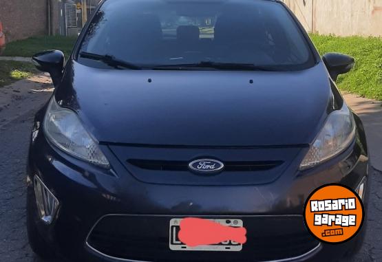 Autos - Ford Fiesta kinetic titanium 2012 Nafta 145000Km - En Venta