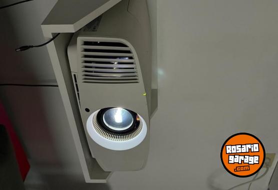 Electrónica - Proyector Sony VPL-VW360ES 4K HDR - Estado Impecable - En Venta