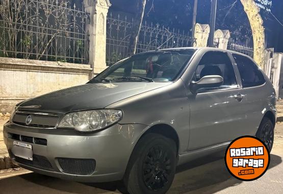 Autos - Fiat Palio 2004 Nafta 208500Km - En Venta