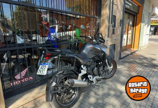 Motos - Benelli TRK 250 2024 Nafta 4900Km - En Venta