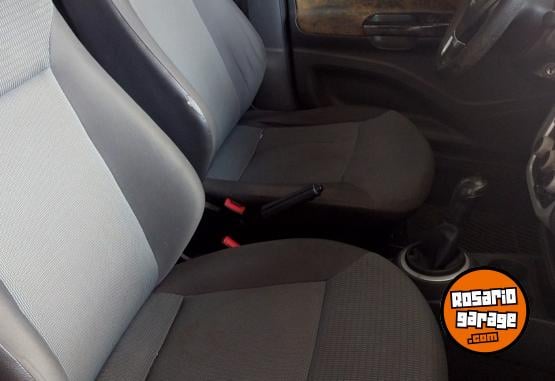 Autos - Volkswagen GOL TREND PACK 5P 2011 Nafta 143000Km - En Venta
