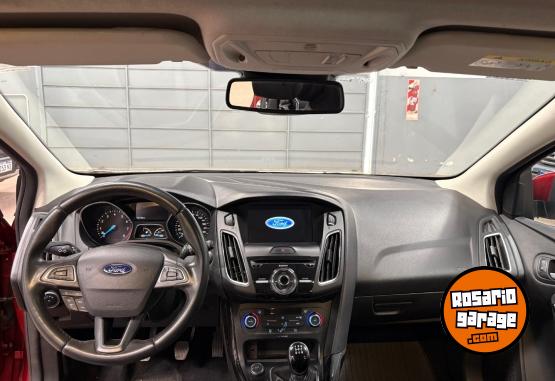 Autos - Ford Focus Titanium 2.0 Manual 2017 Nafta 120000Km - En Venta