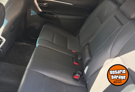 Camionetas - Toyota SR4 2023 Diesel 77000Km - En Venta