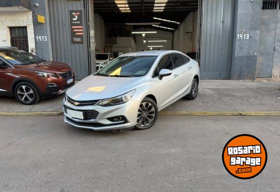 Autos - Chevrolet Cruze 2017 Nafta 98000Km - En Venta