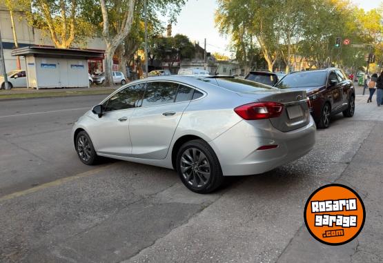 Autos - Chevrolet Cruze 2017 Nafta 98000Km - En Venta