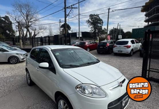 Autos - Fiat PALIO 1.6 ESSENCE 2015 Nafta 140000Km - En Venta