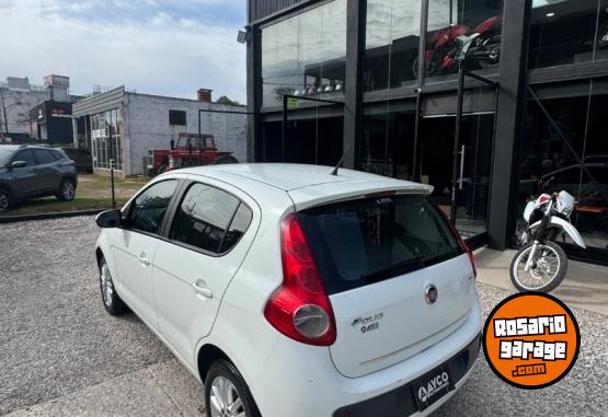 Autos - Fiat PALIO 1.6 ESSENCE 2015 Nafta 140000Km - En Venta